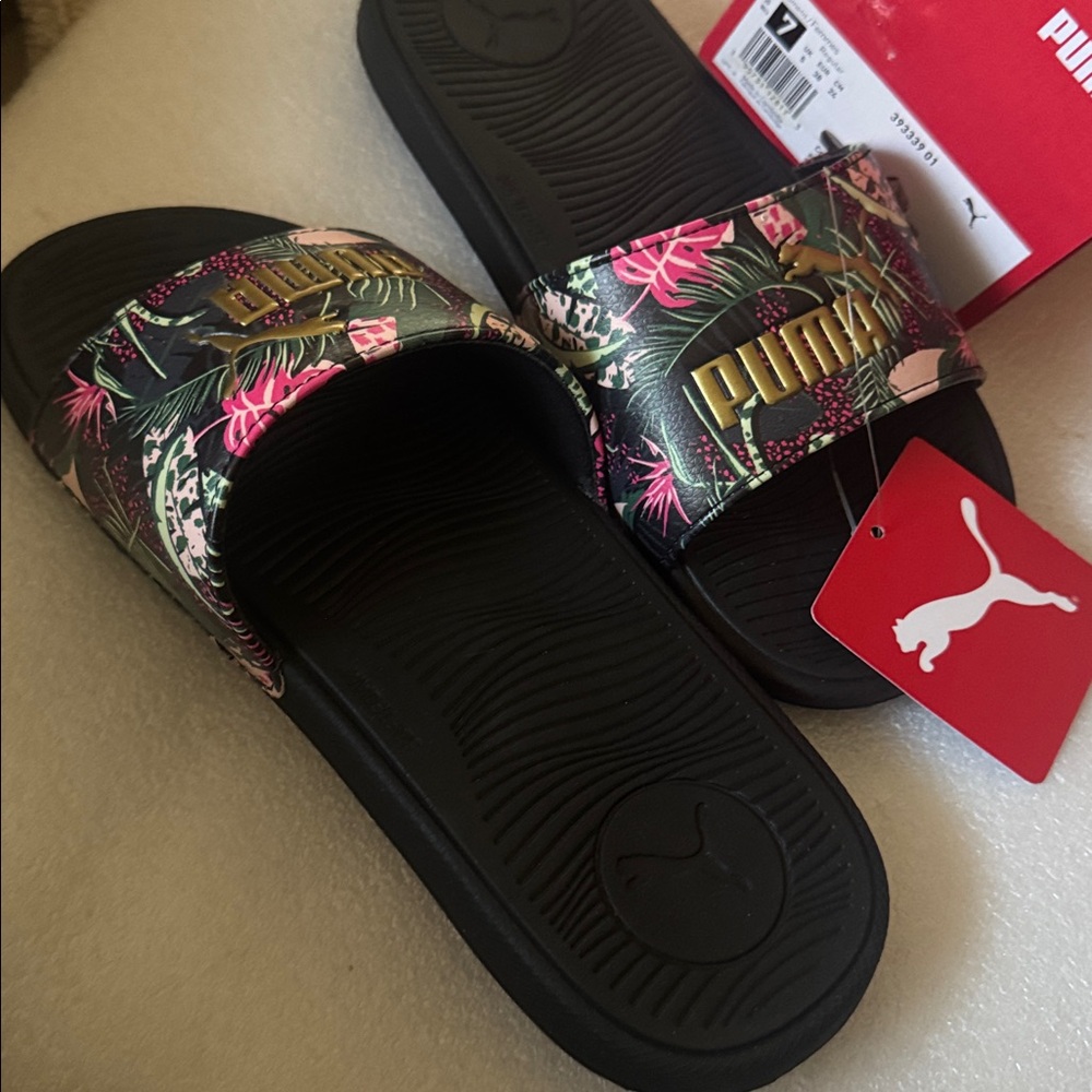 Puma Black and Gold Tropical Slide Sandals.size-7 - Picture 5 of 9